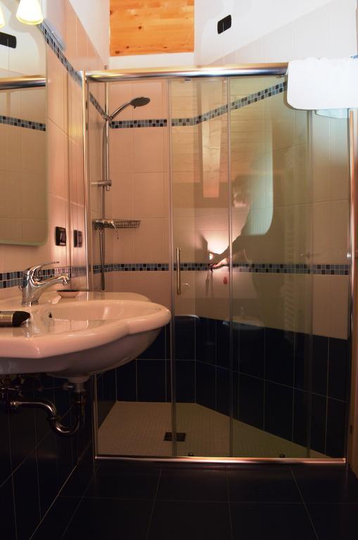 Garni Dal Mozat Bed & Breakfast Lenzumo di Concei Exterior photo