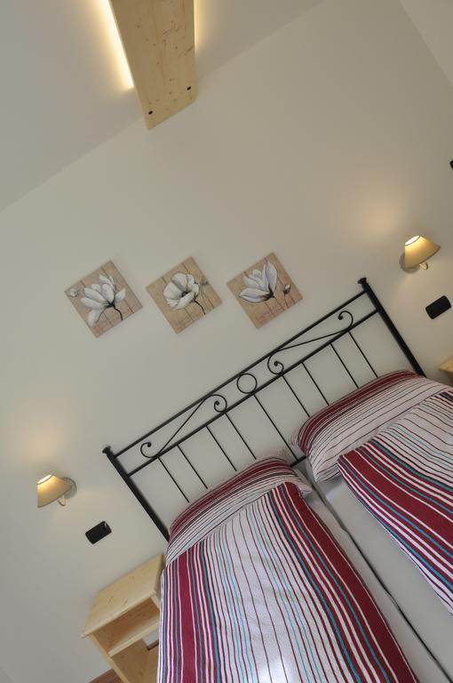 Garni Dal Mozat Bed & Breakfast Lenzumo di Concei Exterior photo