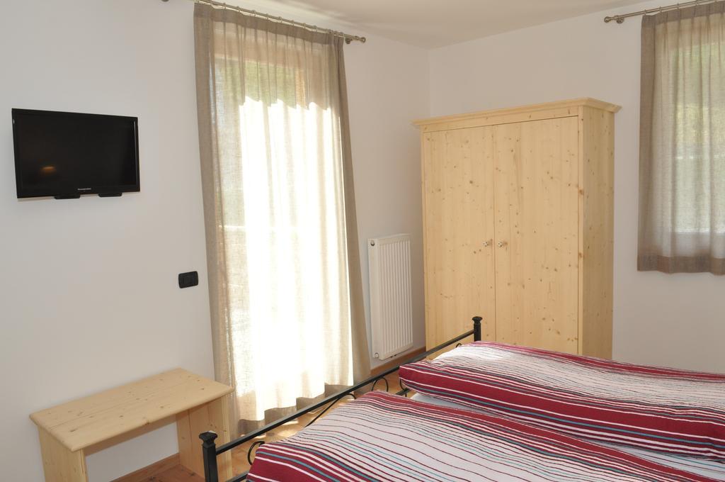 Garni Dal Mozat Bed & Breakfast Lenzumo di Concei Exterior photo